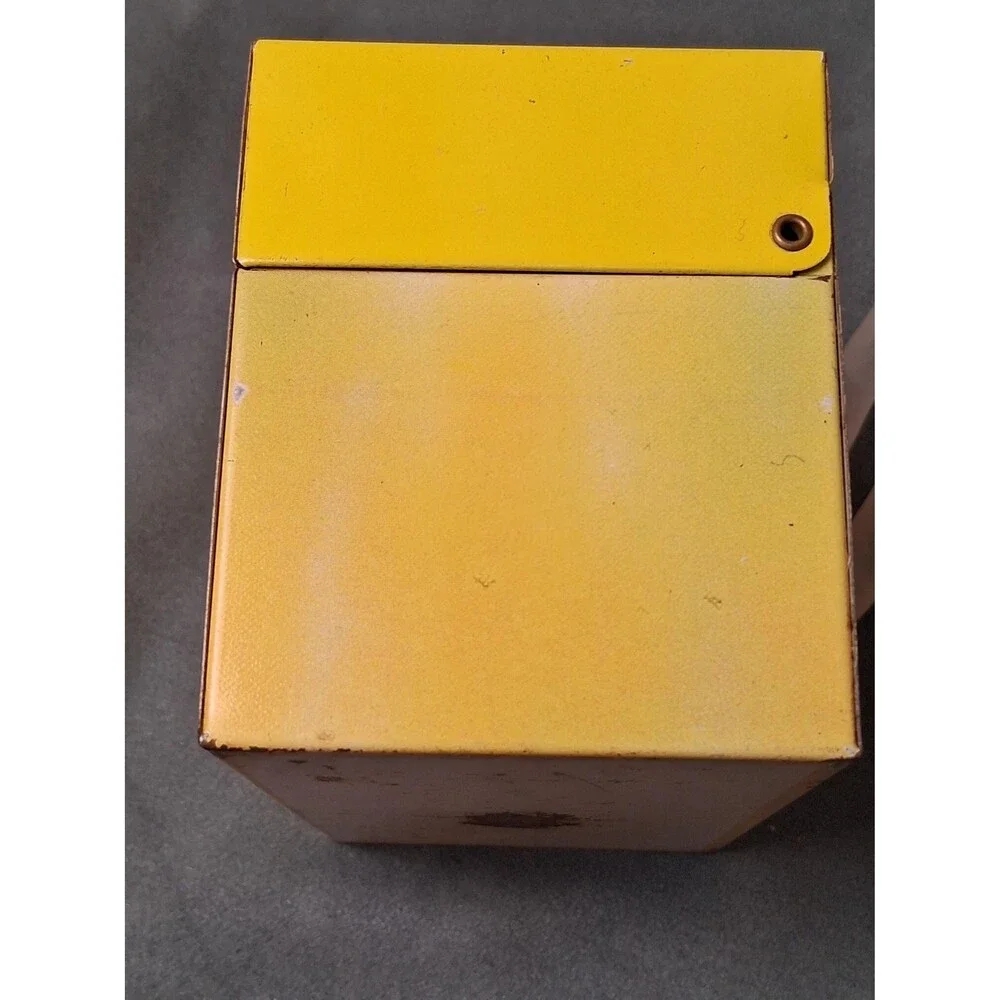 Vintage Tin Recipe Box Daisies Ohio Art